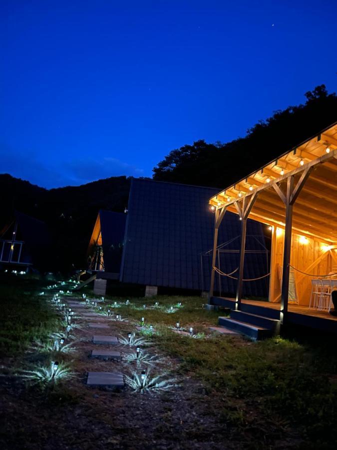 Cabane A-Frame Svinita Luaran gambar