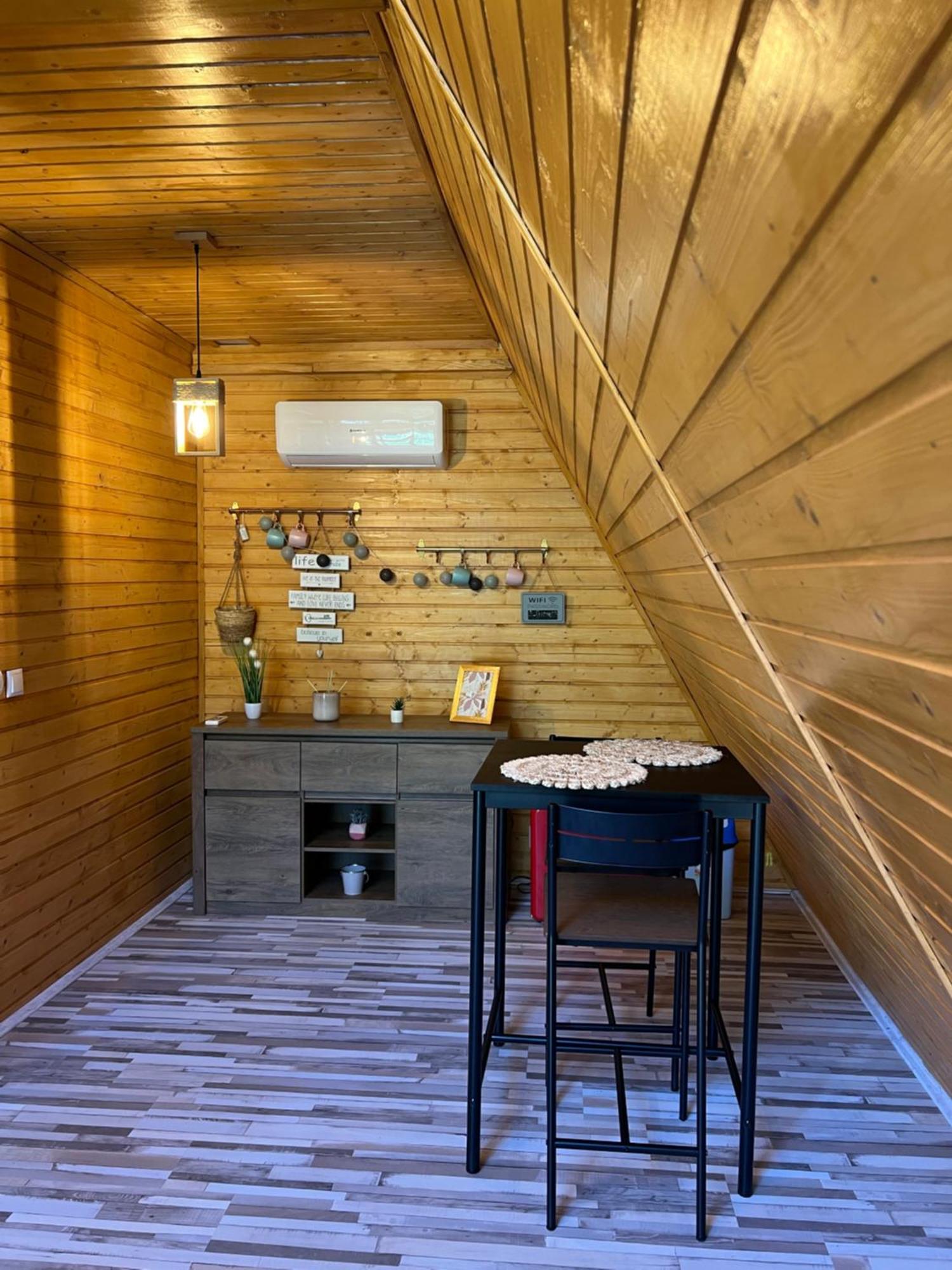 Cabane A-Frame Svinita Luaran gambar