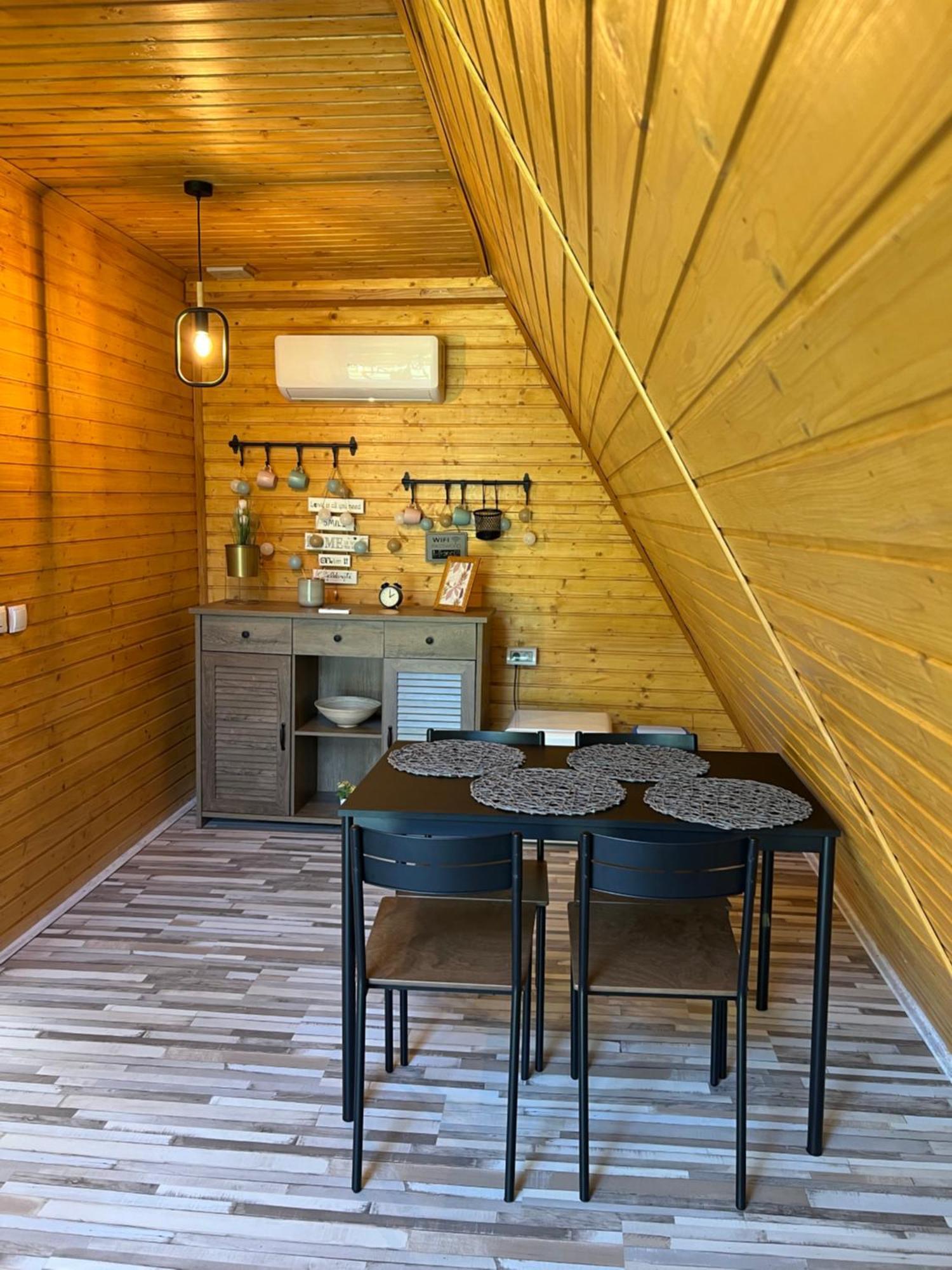 Cabane A-Frame Svinita Luaran gambar