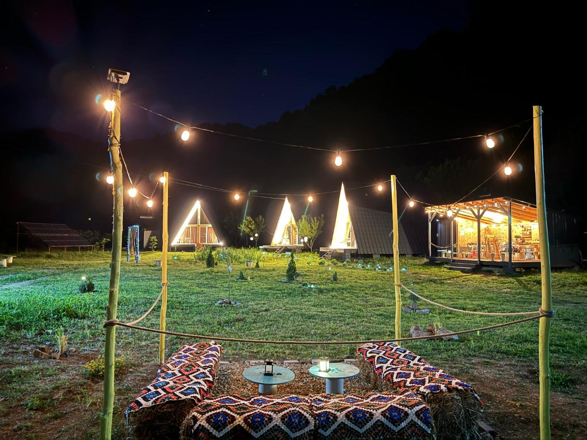 Cabane A-Frame Svinita Luaran gambar