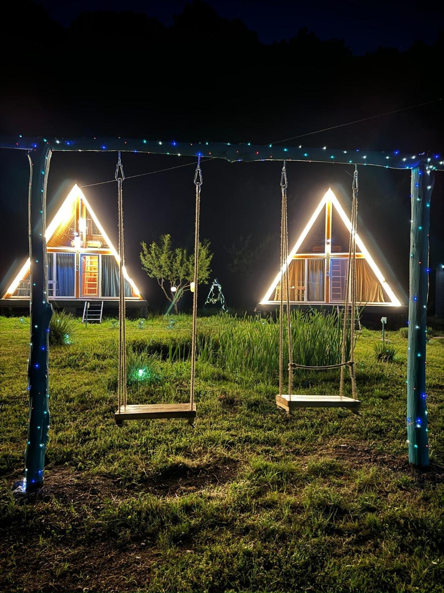 Cabane A-Frame Svinita Luaran gambar